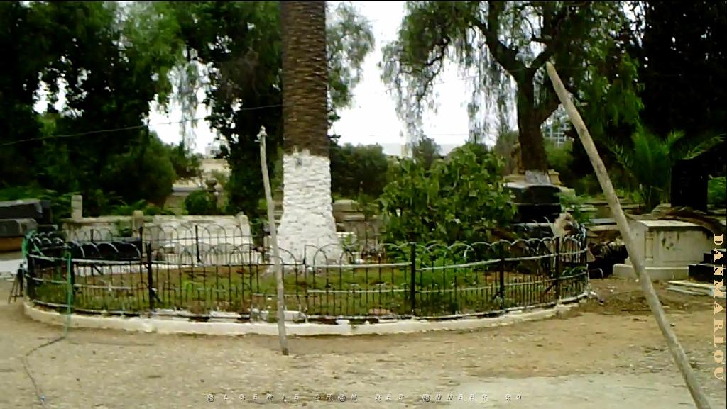ORAN 2009 cimetiere Juif d'Oran   (15).jpg